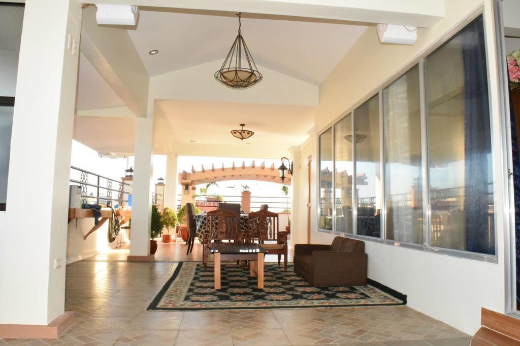 The Saint Joseph Residential Suites Lucena Rom bilde