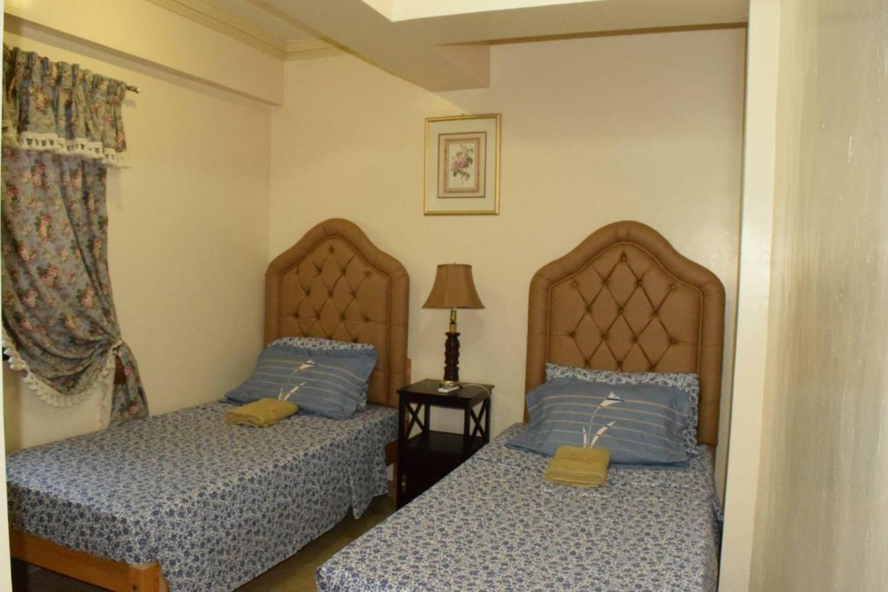 The Saint Joseph Residential Suites Lucena Eksteriør bilde